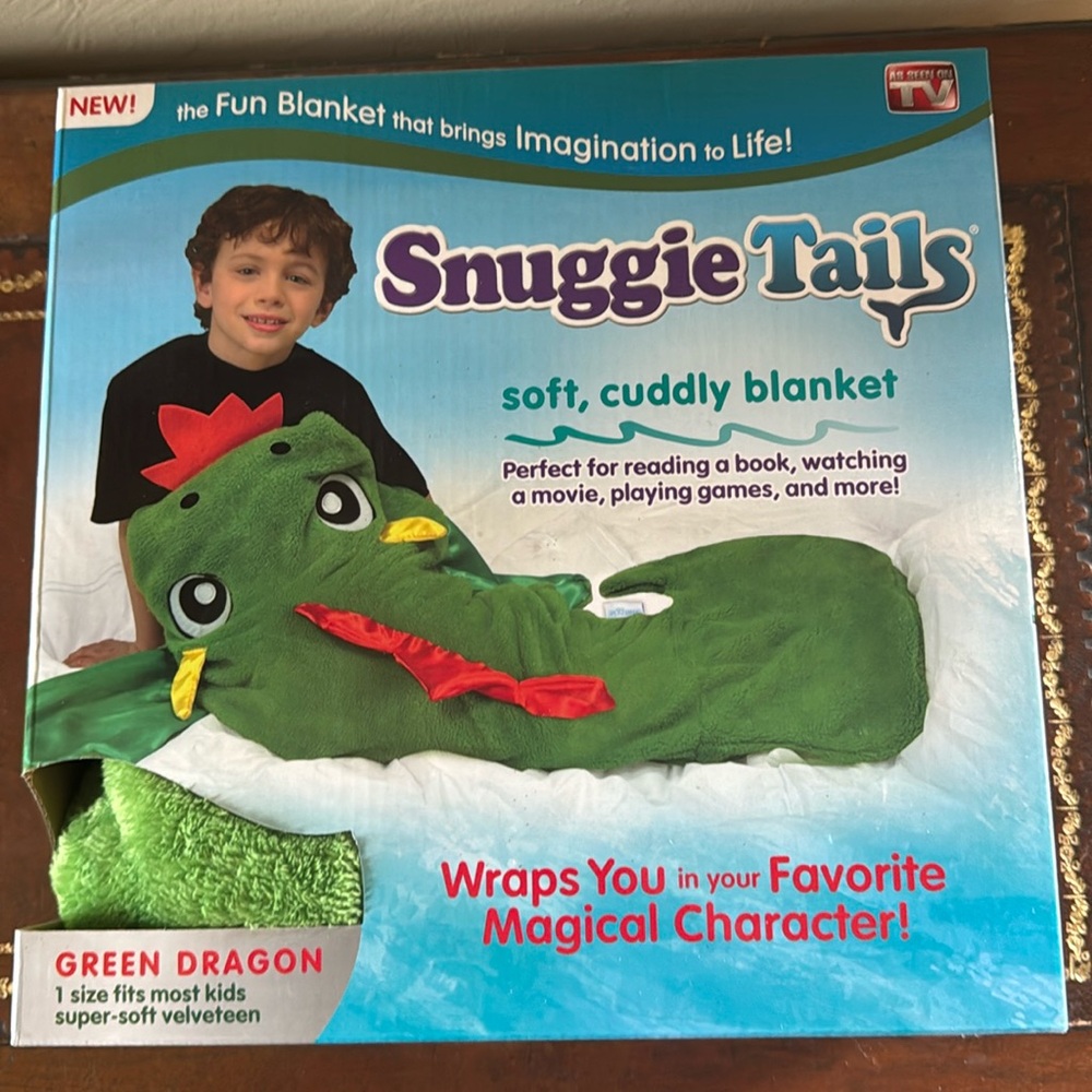 SNUGGIE TAILS DRAGON SOFT CUDDLY BLANKET New 1 Size Fits Most Kids Green. New